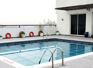 Отель Best Western Elite Juffair Манама Экстерьер фото