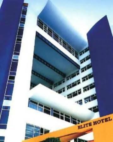 Отель Best Western Elite Juffair Манама Экстерьер фото